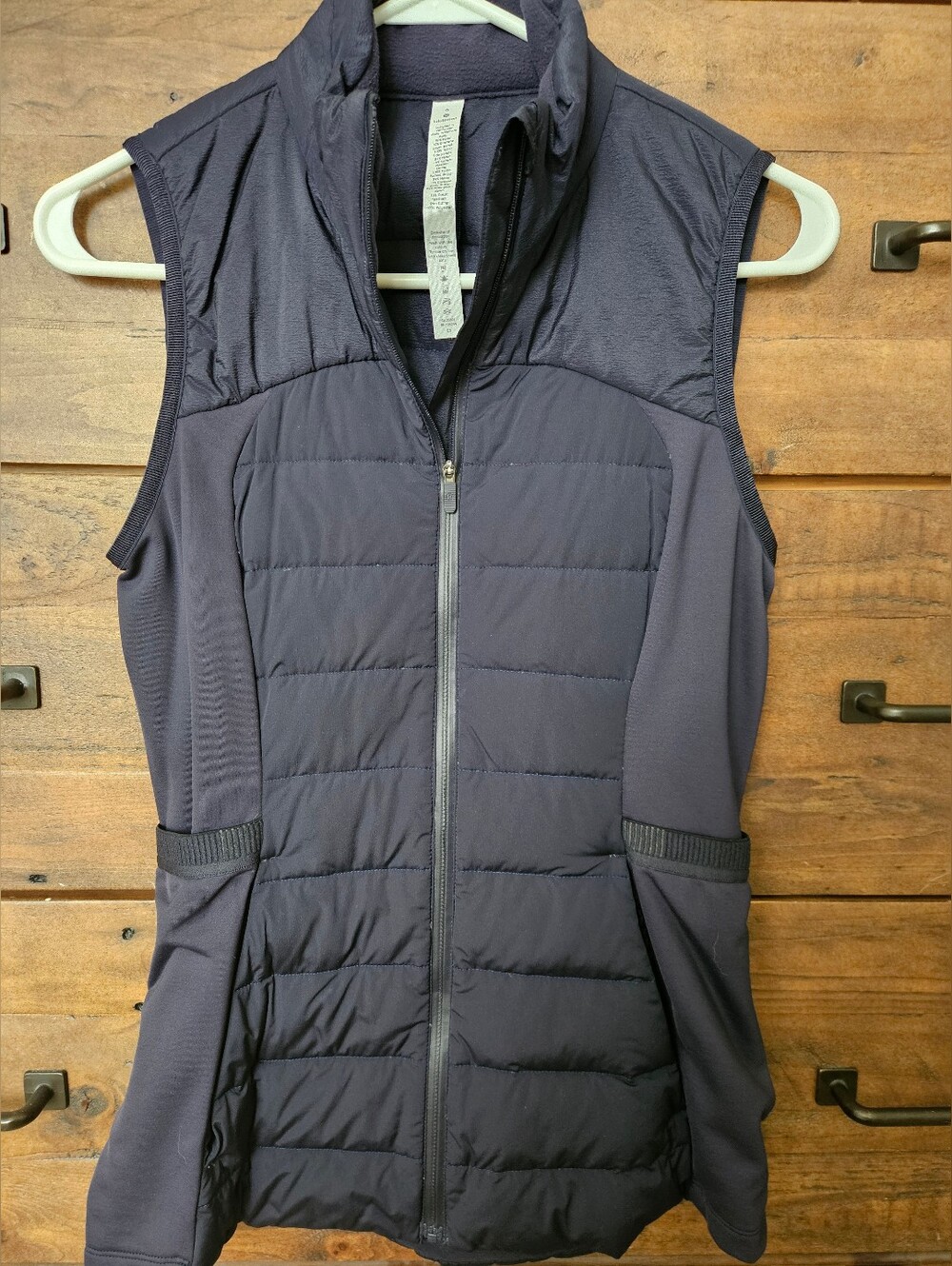 Lululemon Down For It All Vest In Color NAVY - Picture 4 of 10